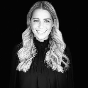 Meet your Posher, Skirmante julia